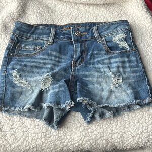 Distressed shorts